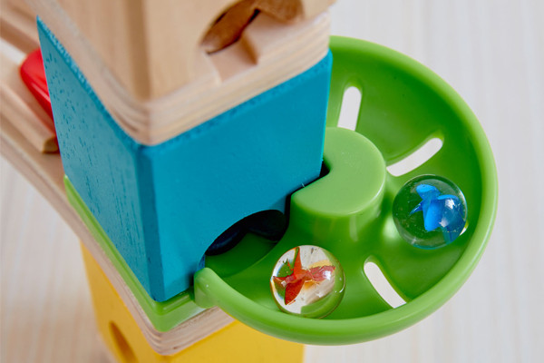 50 knikkers meegeleverd.