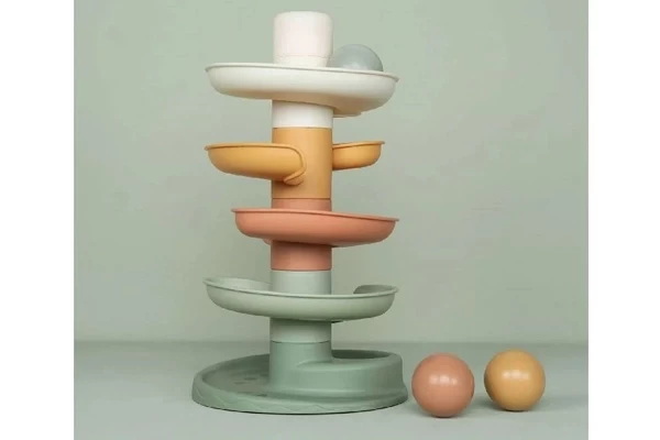 Afmeting: 18x18x30 cm